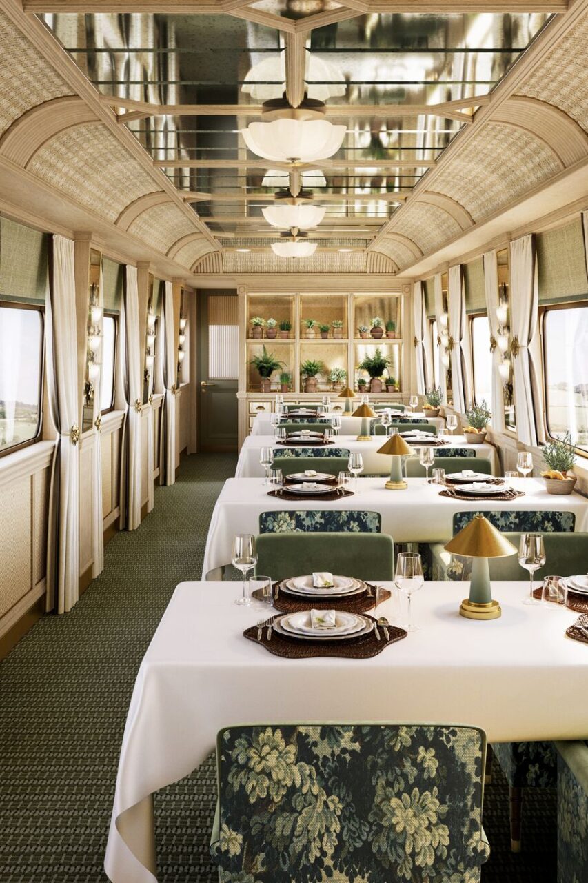 Dining car of the Britannic Explorer