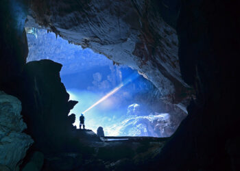 Paradise Cave in Phong Nha-Ke Bang National Park
